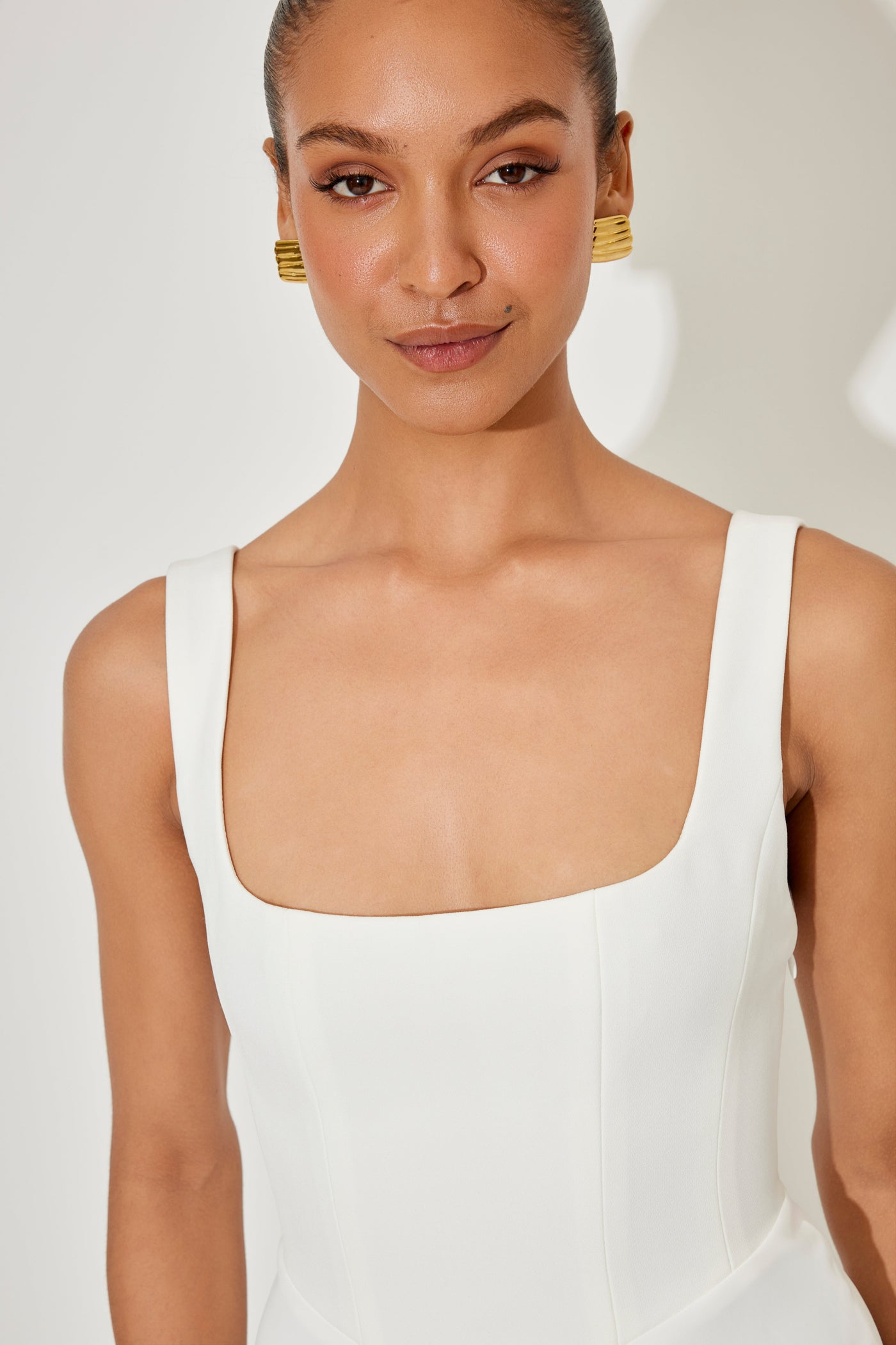 Amelia™ | Vestido midi fluido e atemporal